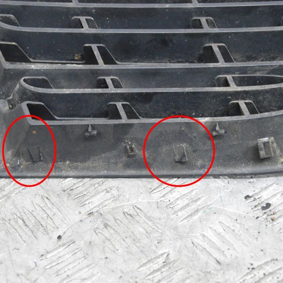 Решітка бампера ліва Renault Scenic II 2006-2009 Решітка радіатора ліва Рено Сценік 2 PO009508 | Зображення 2