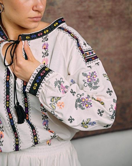 Жіноча вишиванка з льону вишита сорочка з довгим рукавом етнічний одяг лляна блуза з вишивкою жіноча | Зображення 6