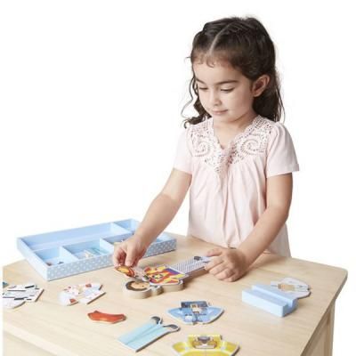 Ігровий набір Melissa&amp;Doug Магнітна вдягалка Джулія (MD5164) | Зображення 3