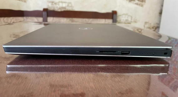 Игровой ноутбук Dell XPS 9570 / 15.6" (1920x1080) IPS / Intel Core i7-8750H (6 (12) ядер по 2.2 - 4.1 GHz) / 16 GB DDR4 / 256 GB SSD / nVidia GeForce GTX 1050 Ti, 4 GB GDDR5, 128-bit / WebCam б/у | Зображення 7