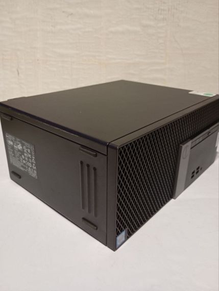 ПК Dell OptiPlex 5040 Tower / Intel Core i3-6100 (2 (4) ядра по 3.7 GHz) / 16 GB DDR3 / 120 GB SSD + 500 GB HDD / Intel HD Graphics 530 / DVD-RW б/в | Зображення 3