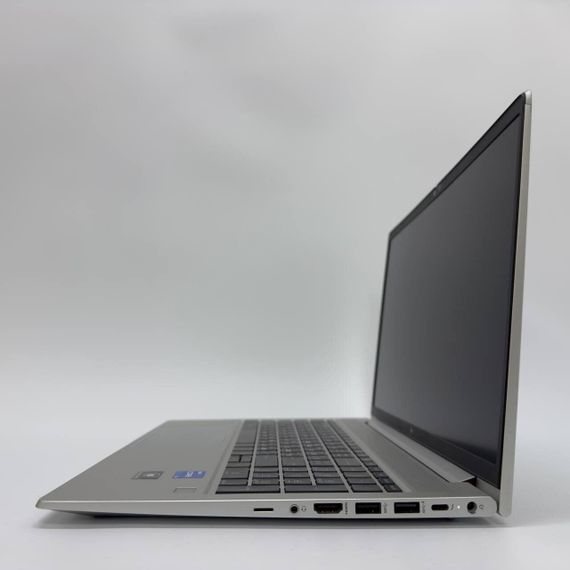 Ультрабук HP EliteBook 650 G9 / 15.6" (1920x1080) IPS / Intel Core i5-1235U (10 (12) ядер 3.3 - 4.4 GHz) / 16 GB DDR4 / 512 GB SSD M.2 / Intel Iris Xe Graphics / WebCam б/в + Подарунок Мишка та килимок | Зображення 4