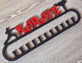 Медальниця карате, тейквондо, айкідо, іменна з поличкою, дерев'яна, тримач для медалей, медальниці