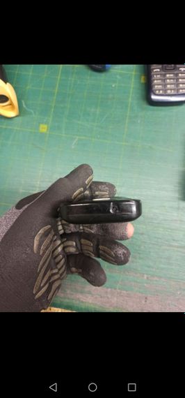 Кнопковий телефон Samsung S5611 gold бу | Зображення 5
