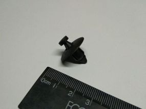 Пістон кріплення бампера, підкрилка Honda/Infiniti/Nissan/Subaru/Volvo (SK5045) (91545SE00030W1)