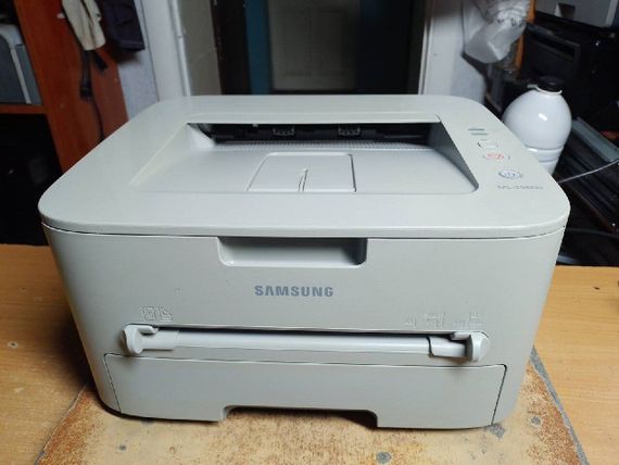 Принтер Samsung ML-2580N / Лазерная монохромная печать / 1200x1200 dpi / 24 стр./мин / A4 / USB, Ethernet б/у | Зображення 1