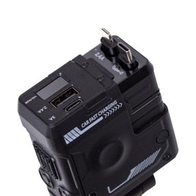 Автомобильное зарядное устройство MECHA с выдвижными кабелями и портами USB/Type-C Черный HP-A1B