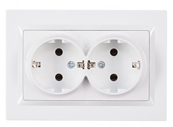 Розетка внутрішня 2-я з заземленням (біла) IP20 Latina Ny95000054