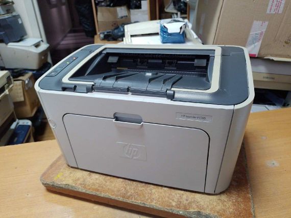 Принтер HP LaserJet P1505 / Лазерний монохромний друк / 600x600 dpi / A4 / 23 стор/хв / USB 2 б/в | Зображення 1