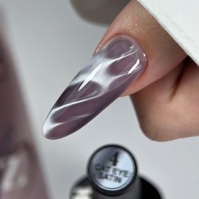 Гель-лак сатиновая кошка Crooz №04 Satin Cat (прохладный серо-лавандовый) 8мл