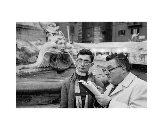 Фотоискусство история книга фотографий Ричарда Кальвара Richard Kalvar "Earthlings" книги для фотографов | Зображення 5