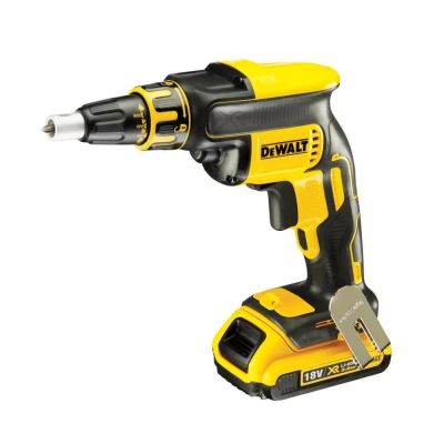 Шуруповерт DeWALT 18V XR Li-Ion, 2x2Ah, 30/5 Нм, 4400 об/мин, кейс (DCF620D2K)