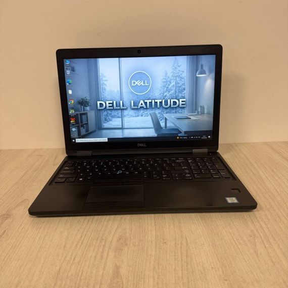 Ультрабук Б-класс Dell Latitude 5590 / 15.6" (1920x1080) IPS / Intel Core i5-8350U (4 (8) ядра по 1.7 - 3.6 GHz) / 8 GB DDR4 / 256 GB SSD / nVidia GeForce MX130, 2 GB GDDR5, 64-bit / WebCam б/у | Зображення 1