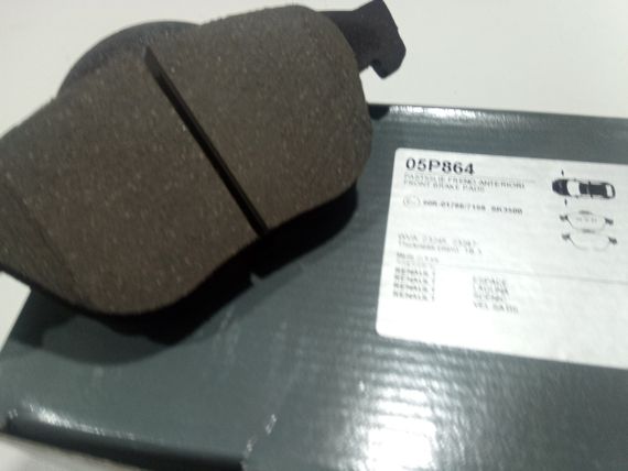 Колодки передні гальмівні Laguna II, LPR (05P864) (7701206599)
