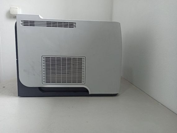 Принтер HP LaserJet P3015 / Лазерная монохромная печать / 1200x1200 dpi / A4 / 40 стр/мин / USB 2.0, Ethernet / Дуплекс / Кабели в комплекте б/у | Зображення 3