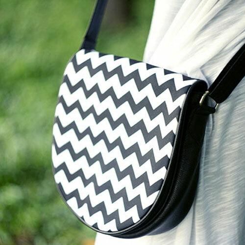 Сумка молодіжна Saddle Зигзаг 24х22 см (SAD_15A130_BL)
