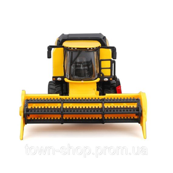Автомодель Зерноуборочный комбайн "New Holland TC5.90" Bburago 18-31721 с зерновой жаткой | Зображення 1
