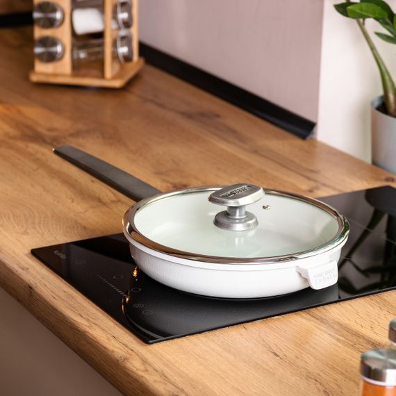 Алюминиевая сковорода с керамическим антипригарным покрытием 2 л Ø 24 см белая MGC | Зображення 6