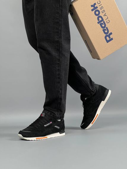 Чоловічі кросівки R-eebo-k Classic M Black White , В'єтнам | Зображення 4