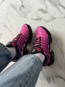 Кросівки Air Max TN Plus Rebellious Air Fireberry