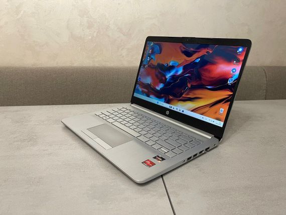 Ноутбук HP Pavilion 14-dk1025wm / 14" (1366x768) TN / AMD Ryzen 3 3250U (2 (4) ядра по 2.6 - 3.5 GHz) / 8 GB DDR4 / 128 GB SSD + 500 GB HDD / AMD Radeon Vega 3 Graphics / WebCam б/у + Подарок Проводная мышь USB | Зображення 4