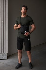 Комплект чоловічий Adidas: футболка хакі + шорти чорні + барсетка чорна (9514251520)