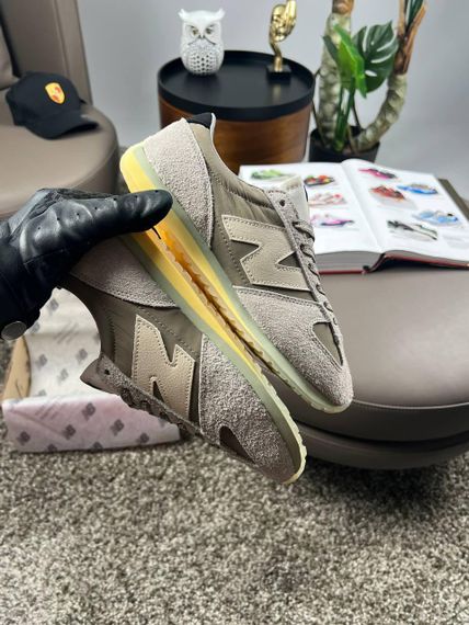 Кроссовки New 471 Grey Khaki , текстиль , Вьетнам 38 24.5 см