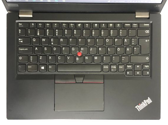 Ультрабук Б-клас Lenovo ThinkPad L13 / 13.3" (1366x768) TN / Intel Core i3-10110U (2 (4) ядра по 2.1 - 4.1 GHz) / 4 GB DDR4 / 256 GB SSD / Intel UHD Graphics / WebCam / Win 10 Pro б/в | Зображення 7