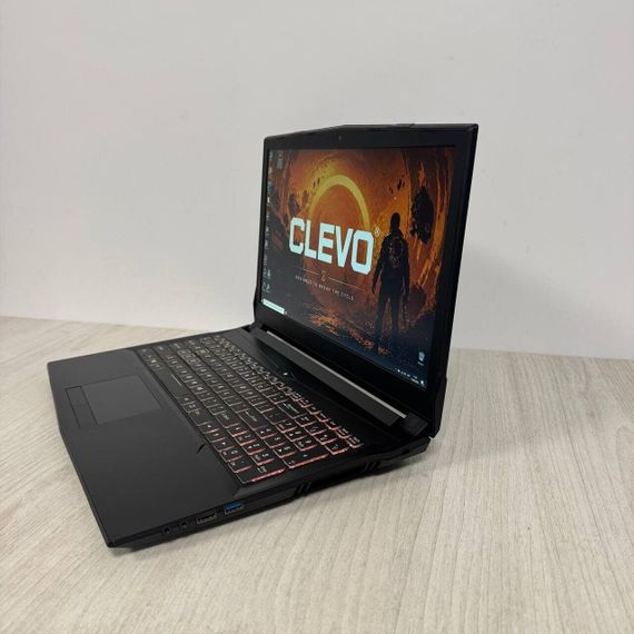 Игровой ноутбук Clevo N850EP6 / 15.6" (1920x1080) IPS / Intel Core i7-8750H (6 (12) ядра по 2.2 - 4.1 GHz) / 16 GB DDR4 / 250 GB SSD + 2000 GB HDD / nVidia GeForce GTX 1060, 6 GB GDDR5, 192-bit / WebCam б/у | Зображення 5
