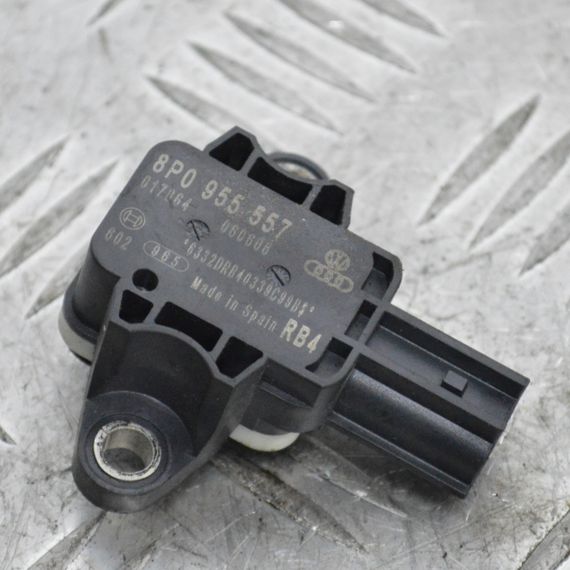 Датчик удару дверей Audi A4 B7 2004-2007 сенсор удара бік AirBag Ауді а4 б7 8P0955557