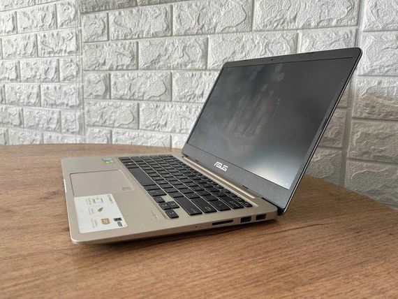 Ноутбук Asus X411UN 14,0" IPS i7 8550U 16Gb SSD 180Gb + HDD 500Gb NVidia MX150 Б/В | Зображення 3