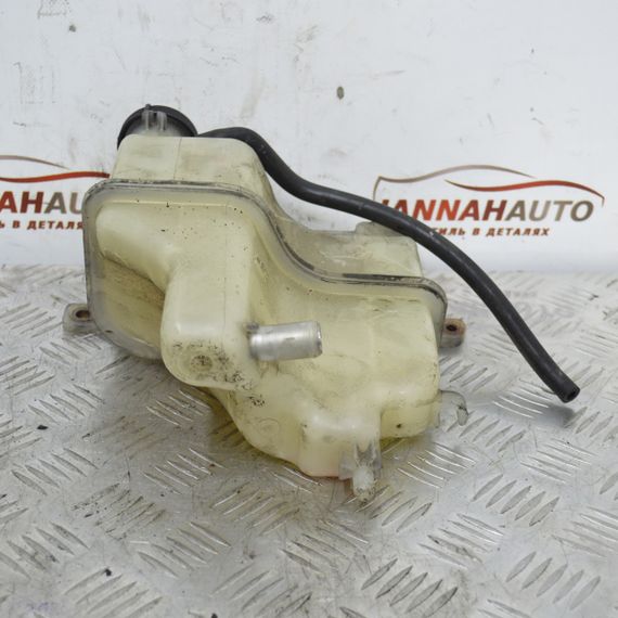 Розширювальний бачок Toyota Yaris 1.4 DiD 1999-2005 бак охолоджуючої рідини Тойота Яріс | Зображення 1