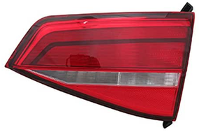 Ліхтар задній внутрішній правий Volkswagen Jetta '14 - USA 5C6945094D