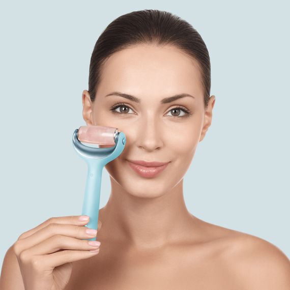 Ролик для голкової мезотерапії обличчя та тіла GESKE MicroNeedle Face&Body Roller 9в1 turquoise | Зображення 3