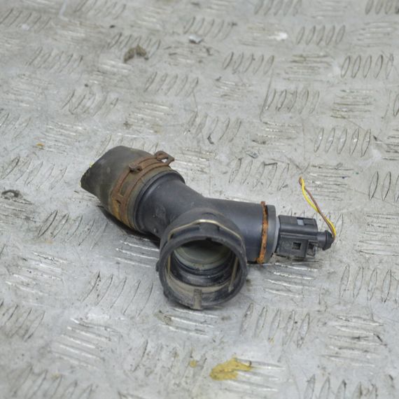 Фланець системи охолодження Audi A3 2003-2013 Трійник охолоджувальної рідини Ауді а3 1K0122291AE | Зображення 1