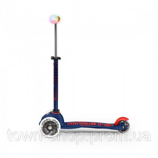Самокат MICRO серии Mini Deluxe Magic – Темно-синий (до 50 kg, 3-х колесный, свет) | Зображення 1