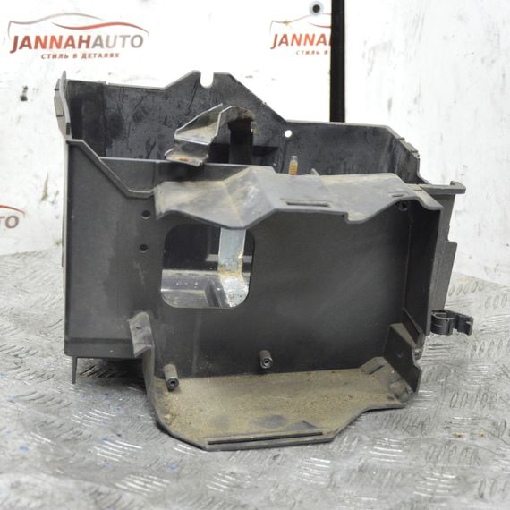 Полиця акумулятора Ford Focus II C-Max 2004-2012 Підставка корпус акб Форд Фокус 2 Ц-Макс 3M5110723AP | Зображення 1