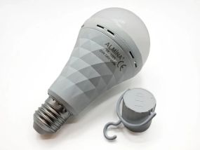 Аварійна LED-лампа E27 з акумулятором 18650 — працює у разі вимкнення світла