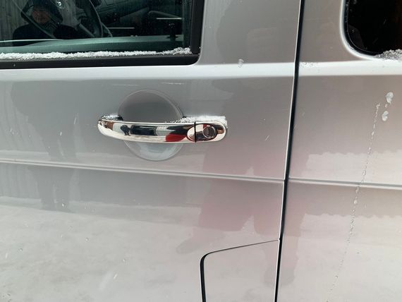 Накладки на ручки (нержавейка) 4 штуки, Carmos - Турецкая сталь для Volkswagen Caddy 2004-2010 гг | Зображення 7