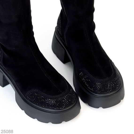 Ультра модні чорні ботфорти замшеві декор стрази на тракторній підошві | Зображення 1