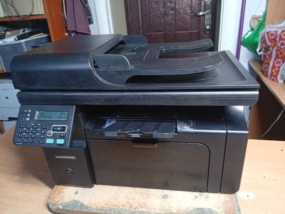МФУ Б-класс HP LaserJet Pro M1214NFH / Лазерная монохромная печать / 600x600 dpi / 18 стр/мин / A4 / USB Type-B, Ethernet б/у | Зображення 1