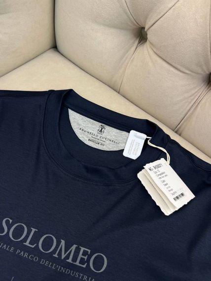 Футболка чоловіча Brunello Cucinelli темно-синього кольору з принтом Solomeo f714 | Зображення 2