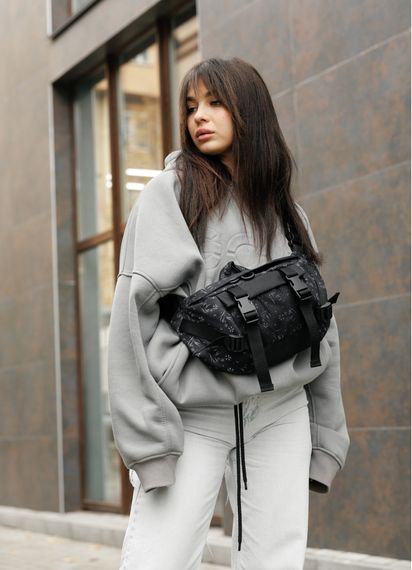 Жіноча сумка бананка Sambag Dynamicdart чорна 38 × 21 × 7 см (80411702)