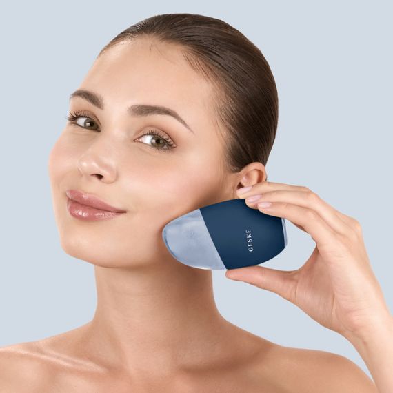 Массажер для лица GESKE Cool&Warm Eye and Face Massager 7в1 starlight, Синий | Зображення 3