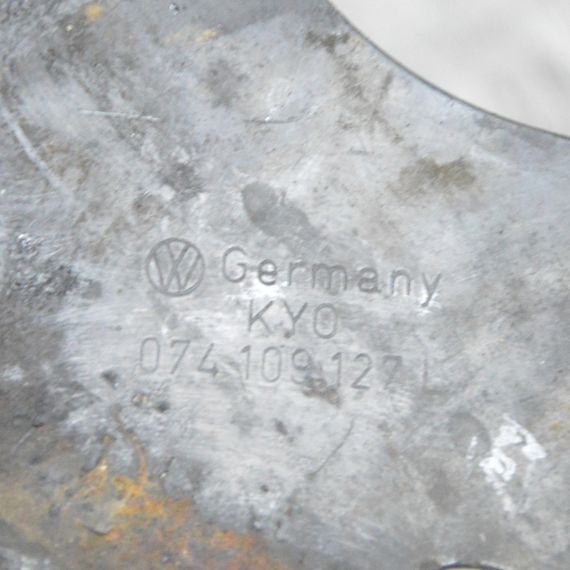 Захист ременя ГРМ 2.5 TDI Volkswagen Transporter T4 LT-35 1990-2006 Кожух ременя ГРМ Фольксваген т4 074109127L | Зображення 2