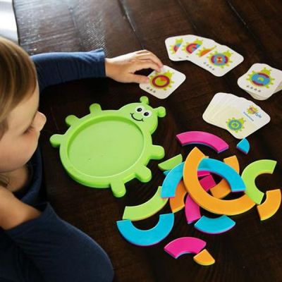 Розвиваюча іграшка Fat Brain Toys Пазл Збери жука Bugzzle (F209ML) | Зображення 7