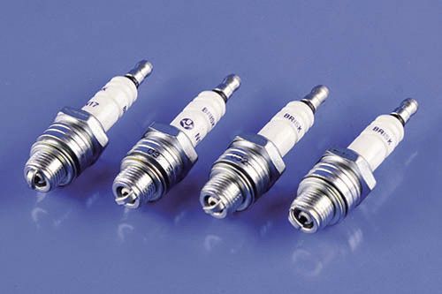 Свечи зажигания ГАЗ 24 "Волга", 2410, 3102, 31029, 3110, 3307, 3308, 53, 66, УАЗ 3151, 469 (Classic N17.4B)