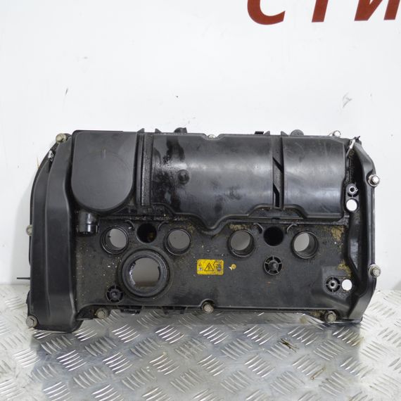 Кришка клапанів 1.6 BMW F20 F21 F30 F31 кришка клапанна БМВ ф20 ф21 ф30 ф31 71227618790 7618790