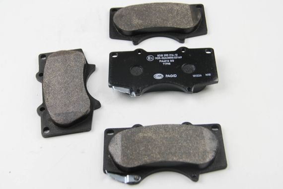 Колодки передні гальмівні PAJERO/FJ CRUISER/LAND CRUISER 2.7-4.7 01-, HELLA (8DB355014121) | Зображення 1
