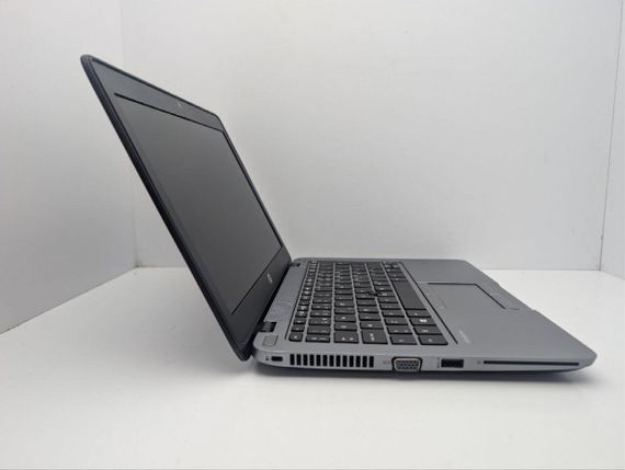 Нетбук HP EliteBook 725 G3 / 12.5" (1366x768) TN / AMD A8 Pro-7150B (4 ядра по 1.9 - 3.2 GHz) / 8 GB DDR3 / 120 GB SSD / AMD Radeon R5 Graphics / WebCam б/в | Зображення 3